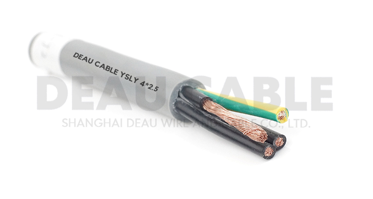 應(yīng)用安裝范圍適用于干燥或潮濕的室內(nèi),無強應(yīng)力緩釋或強制引導(dǎo)的偶爾運動下的安裝,以及工業(yè)使用環(huán)境下的偶爾彎曲移動場合,如機床、木工、磨床等。還被廣泛應(yīng)用于工業(yè)機械設(shè)備,傳輸傳送控制系統(tǒng),各種工業(yè)傳感器,檢測儀器儀表,電子器械,家用電器,機電,廚房等設(shè)備,用于環(huán)境惡劣防油等場合的電源,信號連接